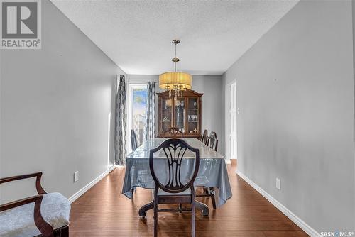 427 Sylvian Crescent, Saskatoon, SK - Indoor Photo Showing Dining Room