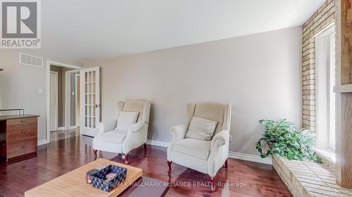 2257 Devon Road, Oakville, ON - Indoor