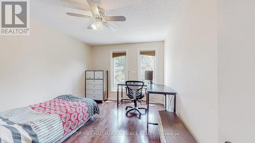 2257 Devon Road, Oakville, ON - Indoor Photo Showing Bedroom