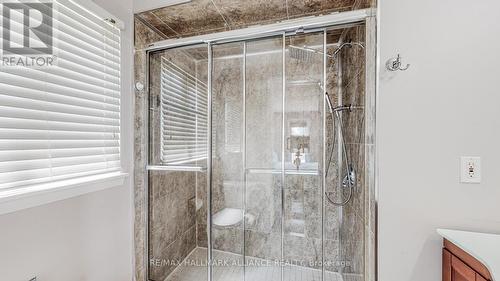 2257 Devon Road, Oakville, ON - Indoor Photo Showing Bathroom