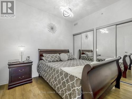 628 - 3091 Dufferin Street, Toronto, ON - Indoor Photo Showing Bedroom