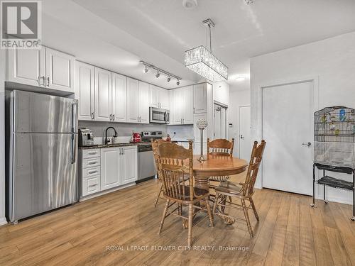 628 - 3091 Dufferin Street, Toronto, ON - Indoor