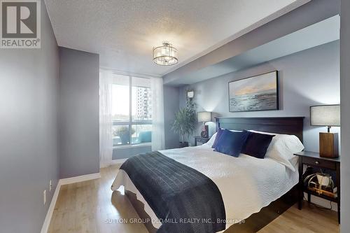 406 - 70 High Park Avenue, Toronto, ON - Indoor Photo Showing Bedroom