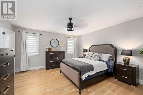 2393 Bakervilla Street, London, ON - Indoor Photo Showing Bedroom