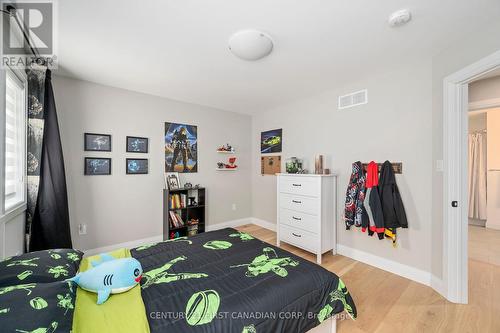 2393 Bakervilla Street, London, ON - Indoor Photo Showing Bedroom