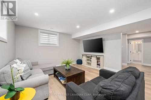 2393 Bakervilla Street, London, ON - Indoor Photo Showing Other Room