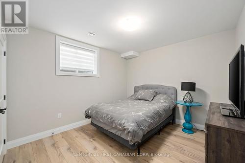 2393 Bakervilla Street, London, ON - Indoor Photo Showing Bedroom