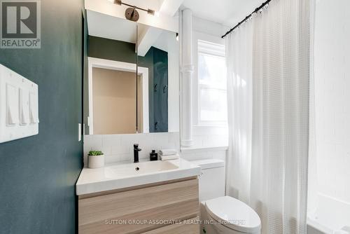 168 Gilmour Avenue, Toronto, ON - Indoor Photo Showing Bathroom