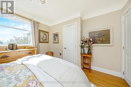 62 Nelson Court, Halton Hills, ON - Indoor Photo Showing Bedroom