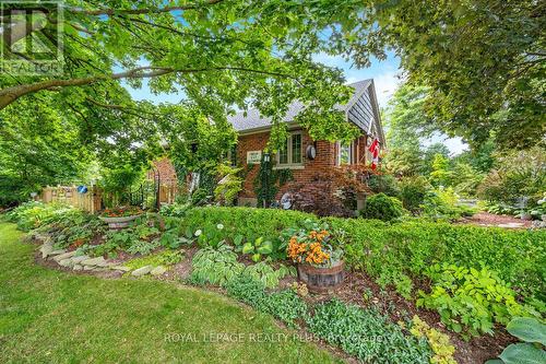 62 Nelson Court, Halton Hills, ON - Outdoor