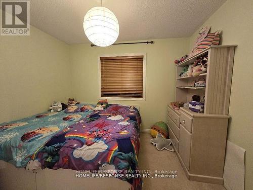 3254 Mcdowell Drive, Mississauga, ON - Indoor Photo Showing Bedroom