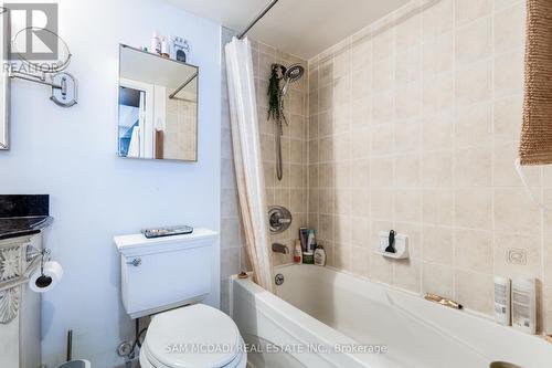 611 - 210 Victoria Street, Toronto, ON - Indoor Photo Showing Bathroom