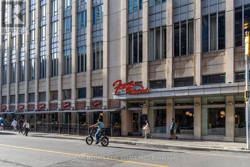 611 - 210 Victoria Street, Toronto, ON - Outdoor