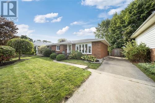 4071 Juniper Crescent, Petrolia, ON 