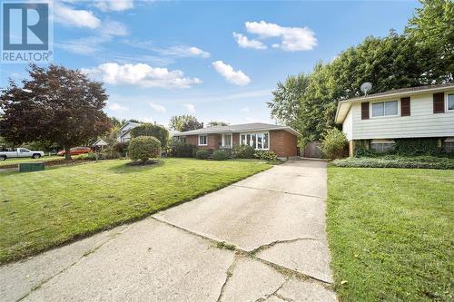 4071 Juniper Crescent, Petrolia, ON 