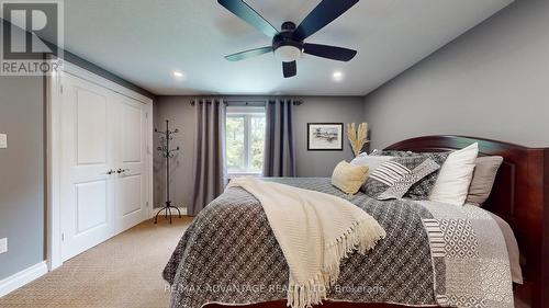 24 Berkley Crescent, London, ON - Indoor Photo Showing Bedroom