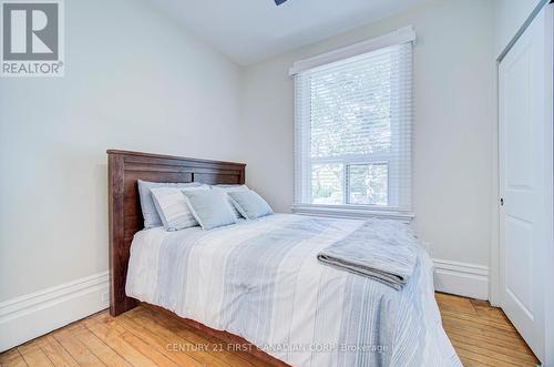 879 Hellmuth Avenue, London, ON - Indoor Photo Showing Bedroom