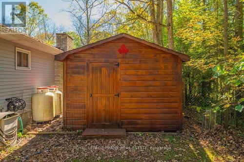 79 Northern Avenue, Galway-Cavendish And Harvey, ON - Outdoor With Exterior