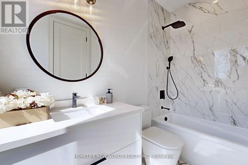 168 Glenvale Boulevard, Toronto, ON - Indoor Photo Showing Bathroom