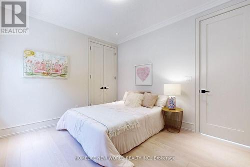 168 Glenvale Boulevard, Toronto, ON - Indoor Photo Showing Bedroom