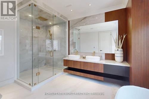 168 Glenvale Boulevard, Toronto, ON - Indoor Photo Showing Bathroom