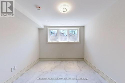 168 Glenvale Boulevard, Toronto, ON - Indoor Photo Showing Other Room