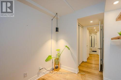 521 - 10 Douro Street, Toronto, ON - Indoor Photo Showing Other Room