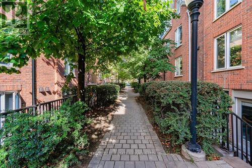 521 - 10 Douro Street, Toronto, ON - Outdoor