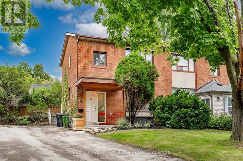 7 Veery Place, Toronto, ON - Outdoor