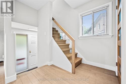 7 Veery Place, Toronto, ON - Indoor Photo Showing Other Room