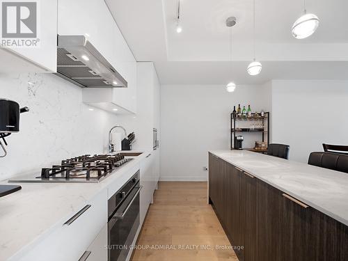 4104 - 20 Lombard Street, Toronto, ON - Indoor Photo Showing Kitchen With Upgraded Kitchen