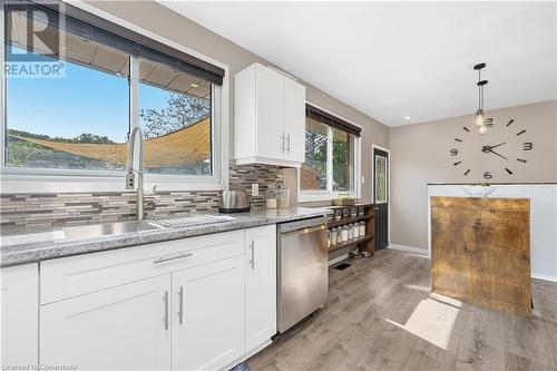 259 Riverview Boulevard, St. Catharines, ON - Indoor Photo Showing Kitchen