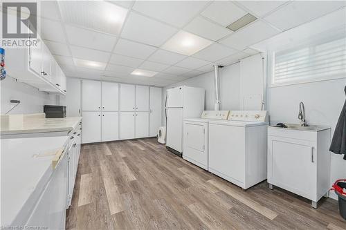 259 Riverview Boulevard, St. Catharines, ON - Indoor Photo Showing Laundry Room