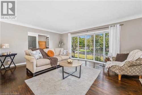 259 Riverview Boulevard, St. Catharines, ON - Indoor Photo Showing Living Room