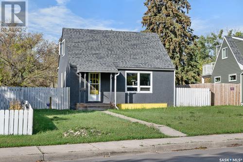 62 Charles Crescent, Regina, SK - Outdoor