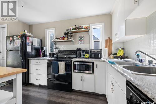 62 Charles Crescent, Regina, SK - Indoor Photo Showing Kitchen With Double Sink