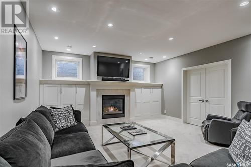 519 Pritchard Crescent, Saskatoon, SK - Indoor Photo Showing Living Room With Fireplace