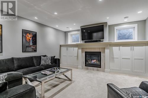 519 Pritchard Crescent, Saskatoon, SK - Indoor Photo Showing Living Room With Fireplace