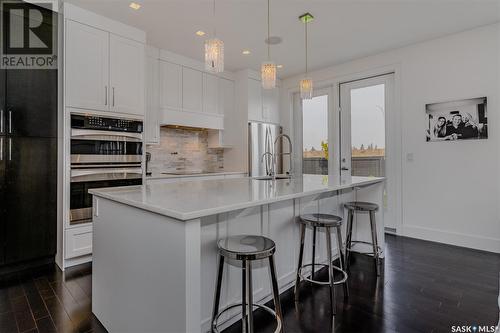 519 Pritchard Crescent, Saskatoon, SK - Indoor Photo Showing Kitchen With Upgraded Kitchen