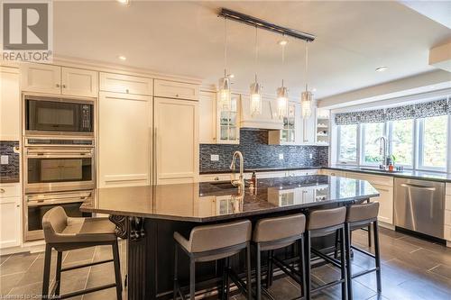 772 Francis Road, Burlington, ON - Indoor Photo Showing Kitchen With Upgraded Kitchen