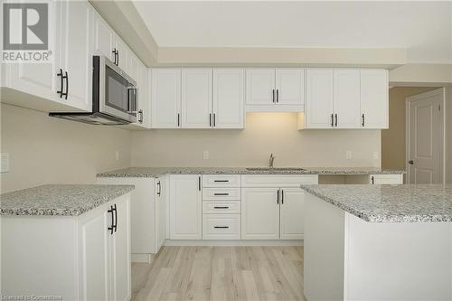 40 Bastien Street Unit# 7, Cambridge, ON - Indoor Photo Showing Kitchen With Upgraded Kitchen