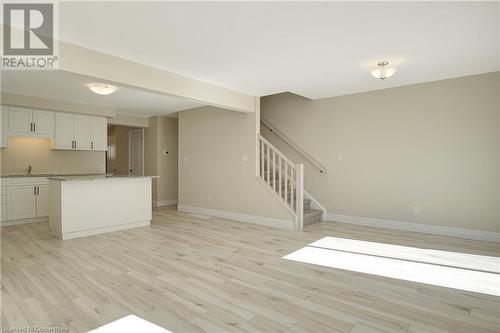 40 Bastien Street Unit# 7, Cambridge, ON - Indoor Photo Showing Kitchen