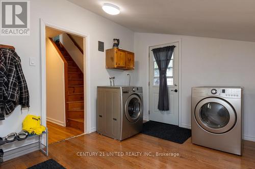 568 Paterson Street, Peterborough (Otonabee), ON - Indoor Photo Showing Laundry Room