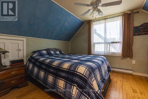 568 Paterson Street, Peterborough (Otonabee), ON - Indoor Photo Showing Bedroom