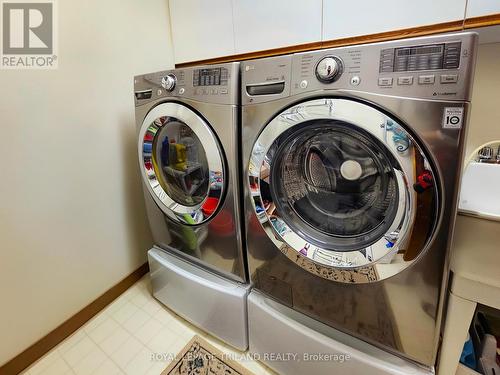 28 Rickwood Place, St. Thomas, ON - Indoor Photo Showing Laundry Room