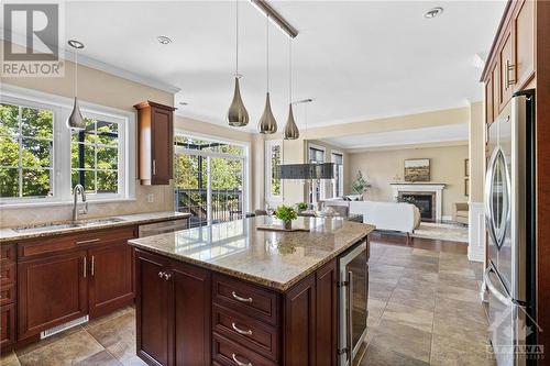 308 Shadehill Crescent, Ottawa, ON - Indoor Photo Showing Kitchen