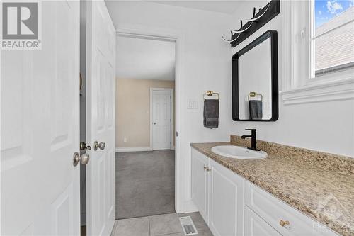 308 Shadehill Crescent, Ottawa, ON - Indoor Photo Showing Bathroom