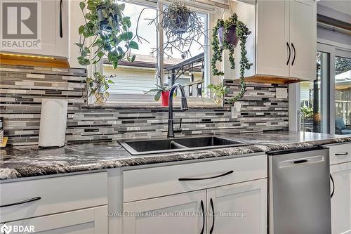 1197 Eldorado Avenue, Oshawa (Eastdale), ON - Indoor Photo Showing Kitchen With Double Sink