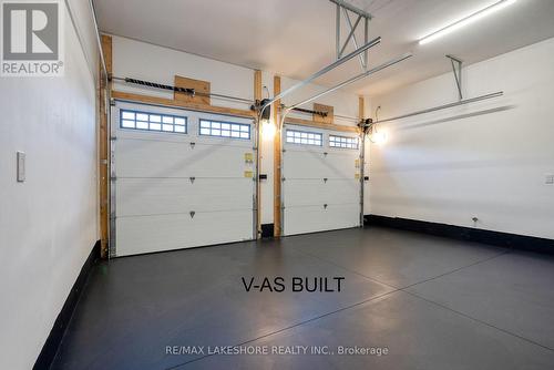 2-1000 D'Arcy Street, Cobourg, ON - Indoor Photo Showing Garage