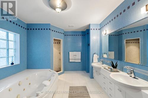 310 Westridge Drive, Vaughan, ON - Indoor Photo Showing Bathroom